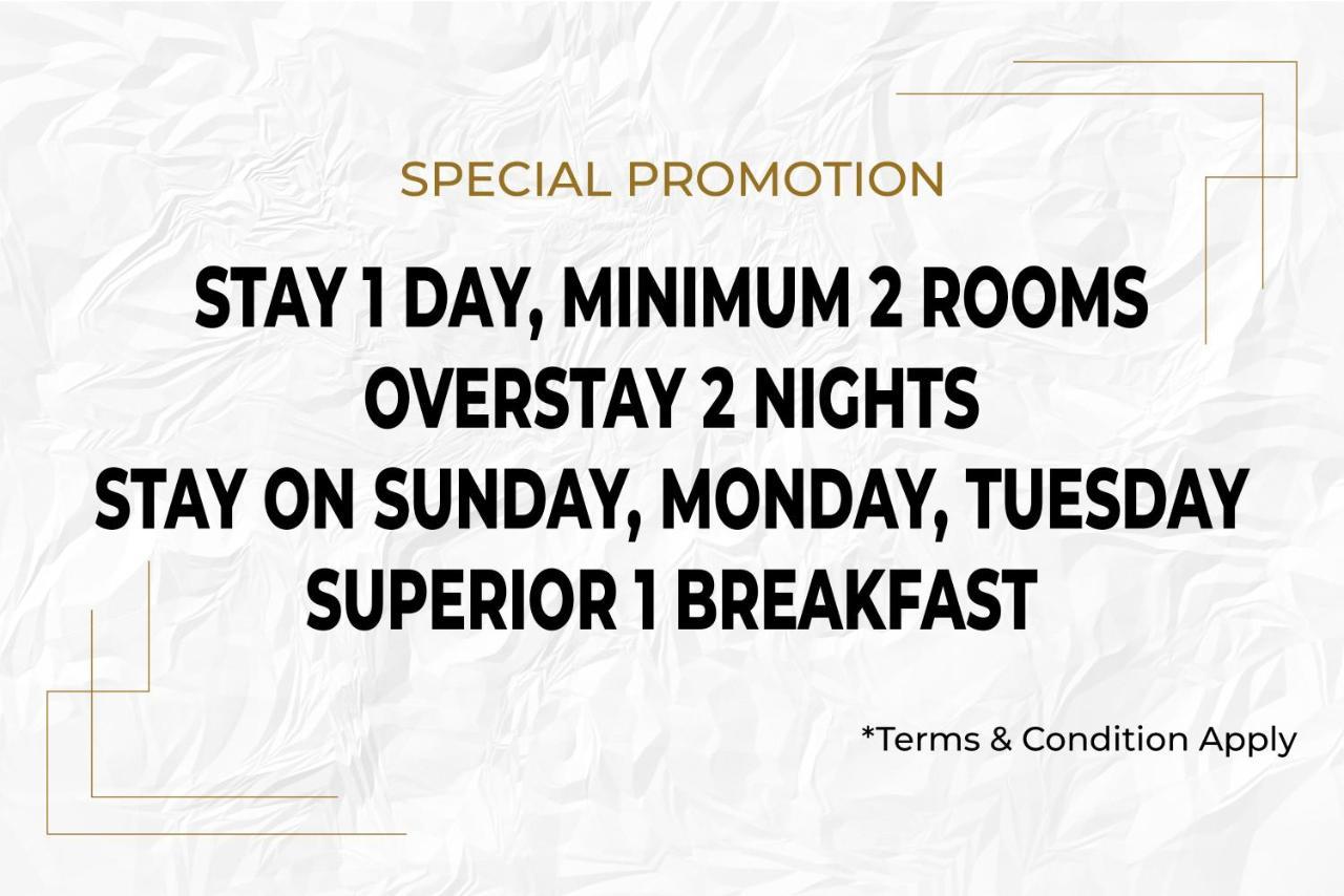 Tunjungan Hotel Сурабая Екстериор снимка